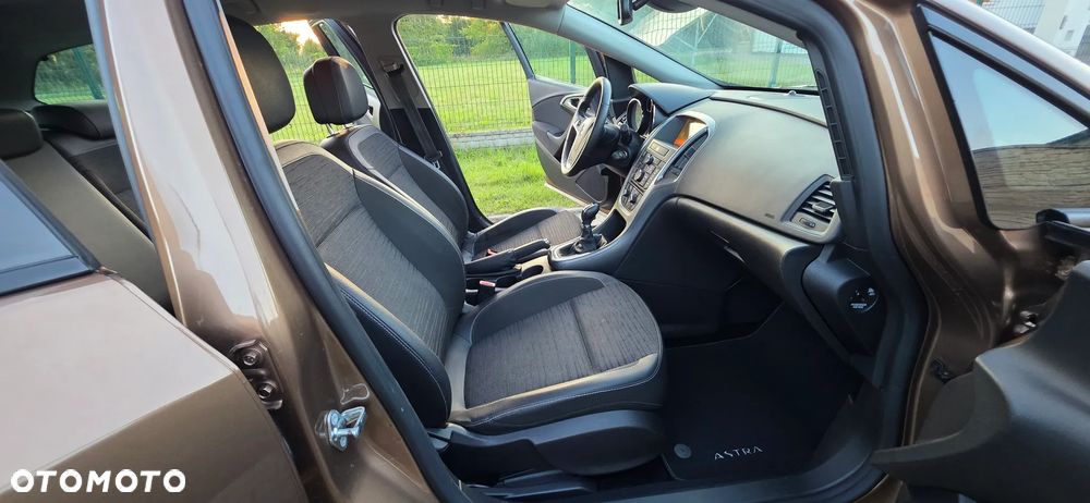 Opel Astra 1.4 Turbo Edition - 20