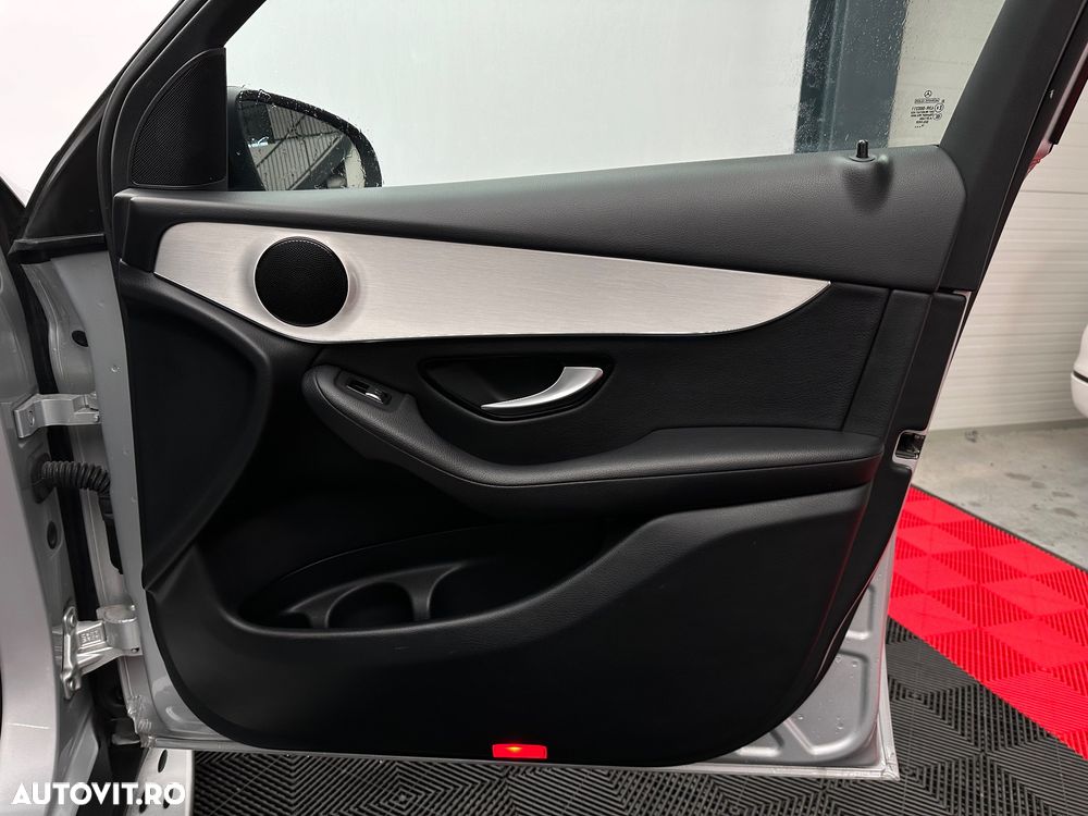 Mercedes-Benz GLC Coupe 220 d 4Matic 9G-TRONIC - 23