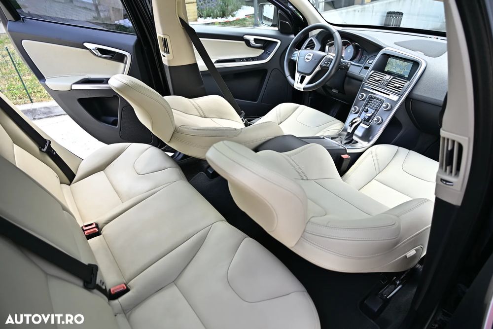 Volvo XC 60 D4 AWD Geartronic Summum - 5