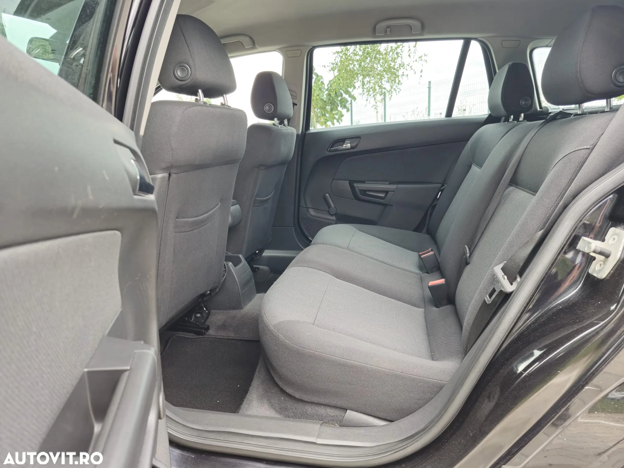 Opel Astra 1.6 Caravan Easytronic Cosmo - 7