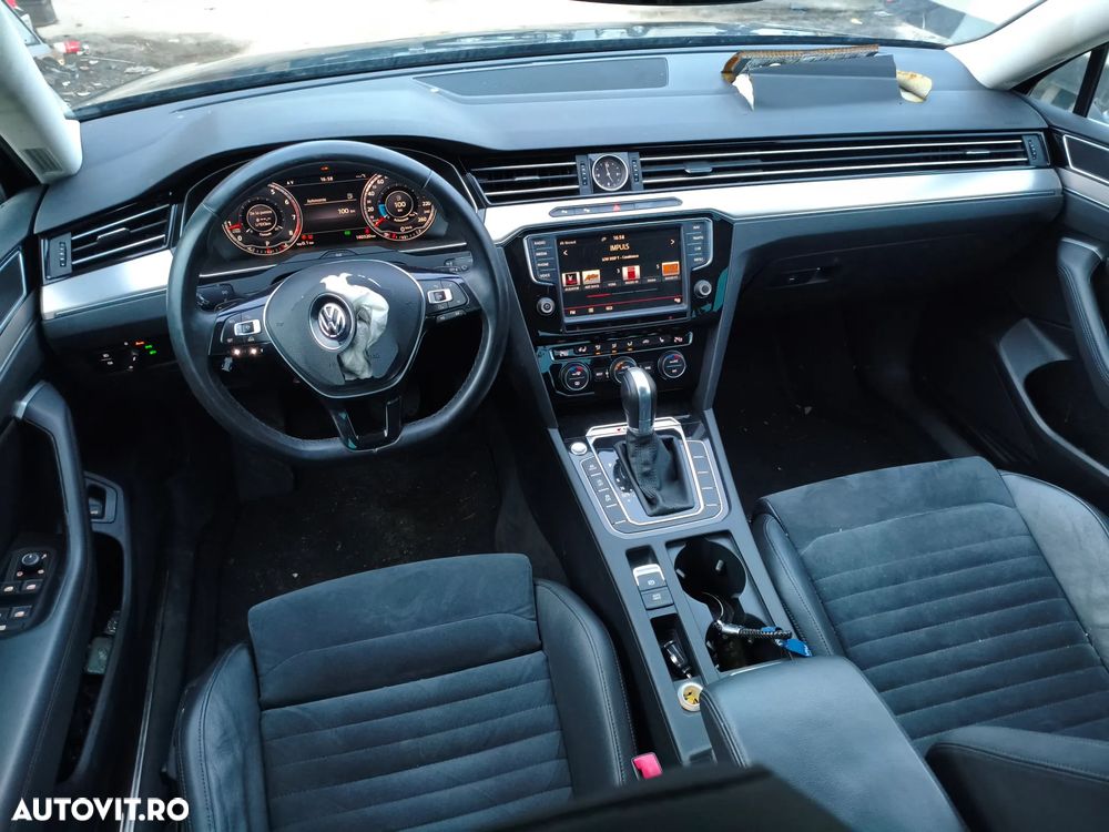 Volkswagen Passat 2.0 TSI (BlueMotion Technology) 4Motion DSG Highline - 6