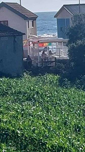 Terreno para construção junto ao mar com 2 casas para restauro - Grande imagem: 4/9