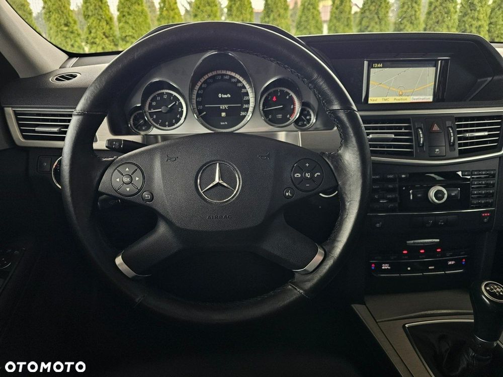 Mercedes-Benz Klasa E - 15
