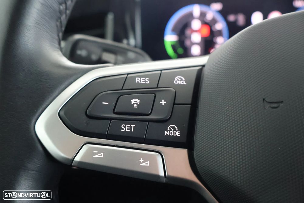 VW Passat Variant 1.5 TSI eHybrid Business DSG - 20