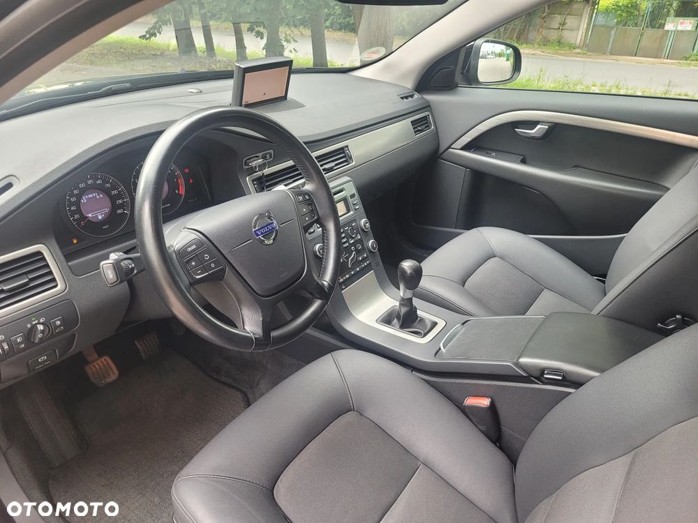 Volvo V70 2.0 - 9