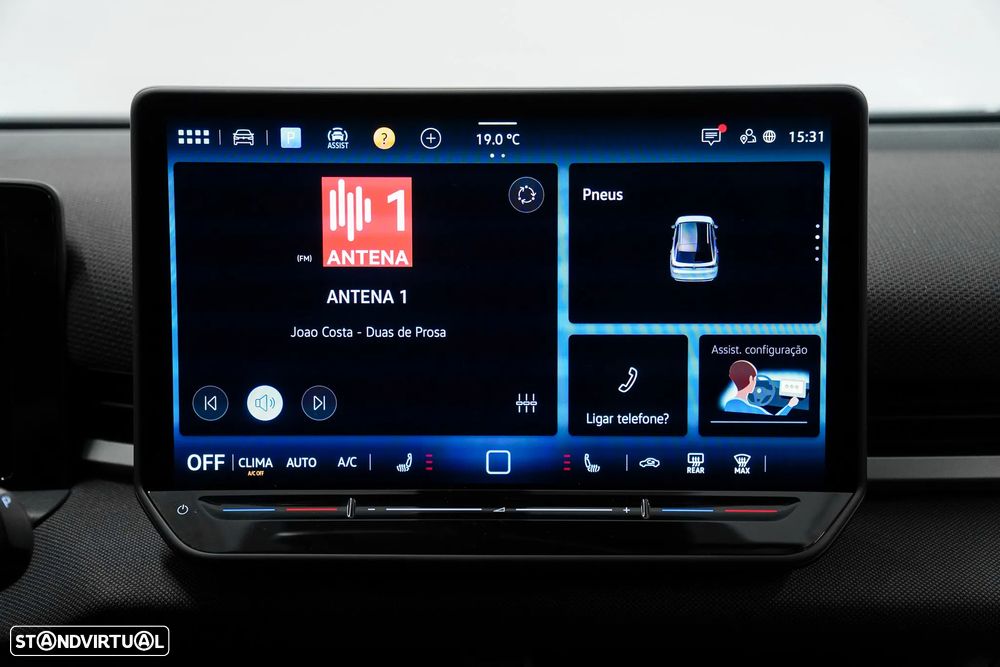 VW T-Roc 1.5 eTSI Life DSG - 28