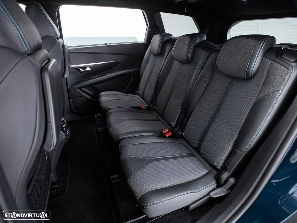 Peugeot 5008 - 10