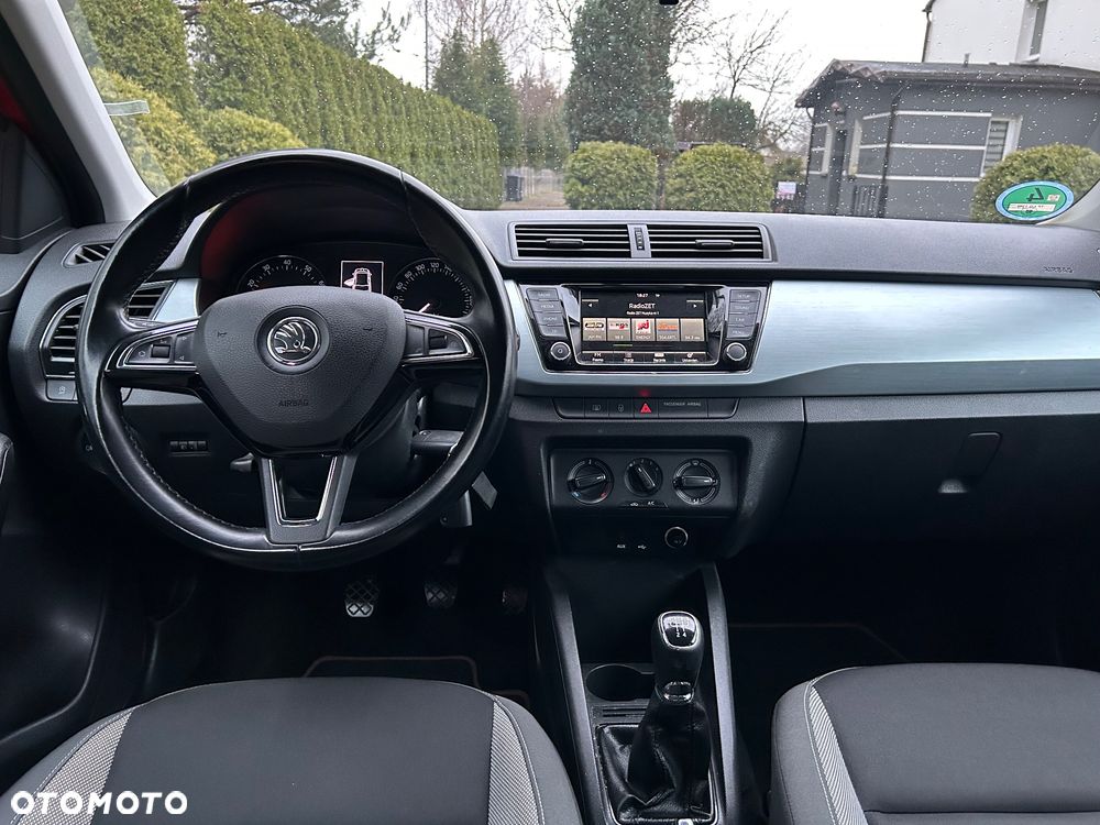 Skoda Fabia 1.2 TSI Cool Edition Red & Grey - 11
