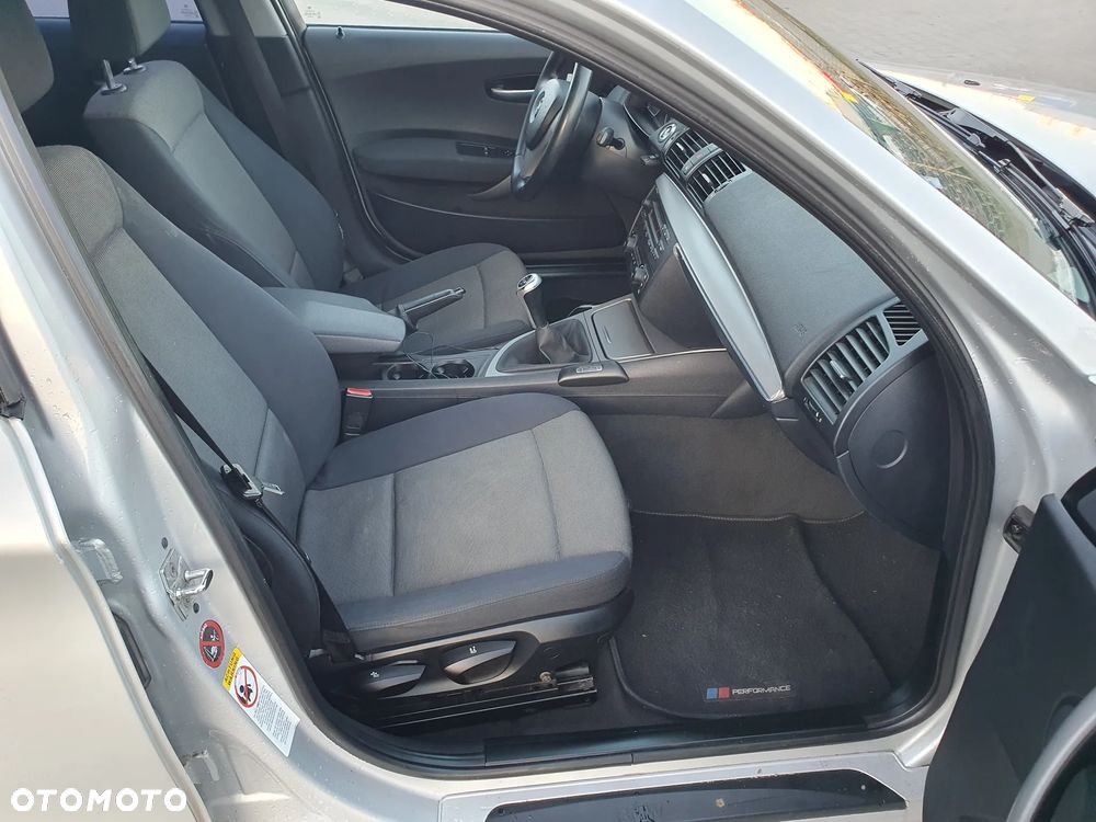 BMW Seria 1 - 8