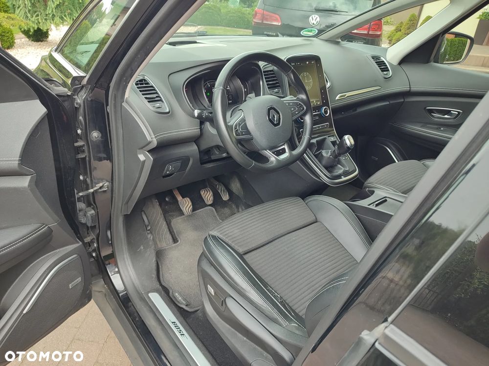 Renault Scenic TCe 140 GPF BOSE EDITION - 10