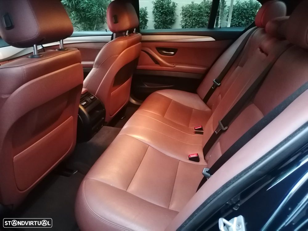BMW 530 d Pack M Auto - 11