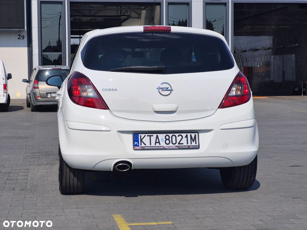 Opel Corsa 1.4 16V Color Edition - 11