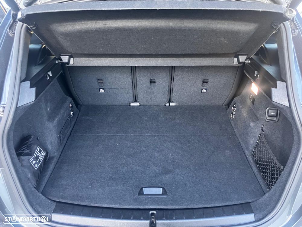 BMW 225xe Active Tourer - 24