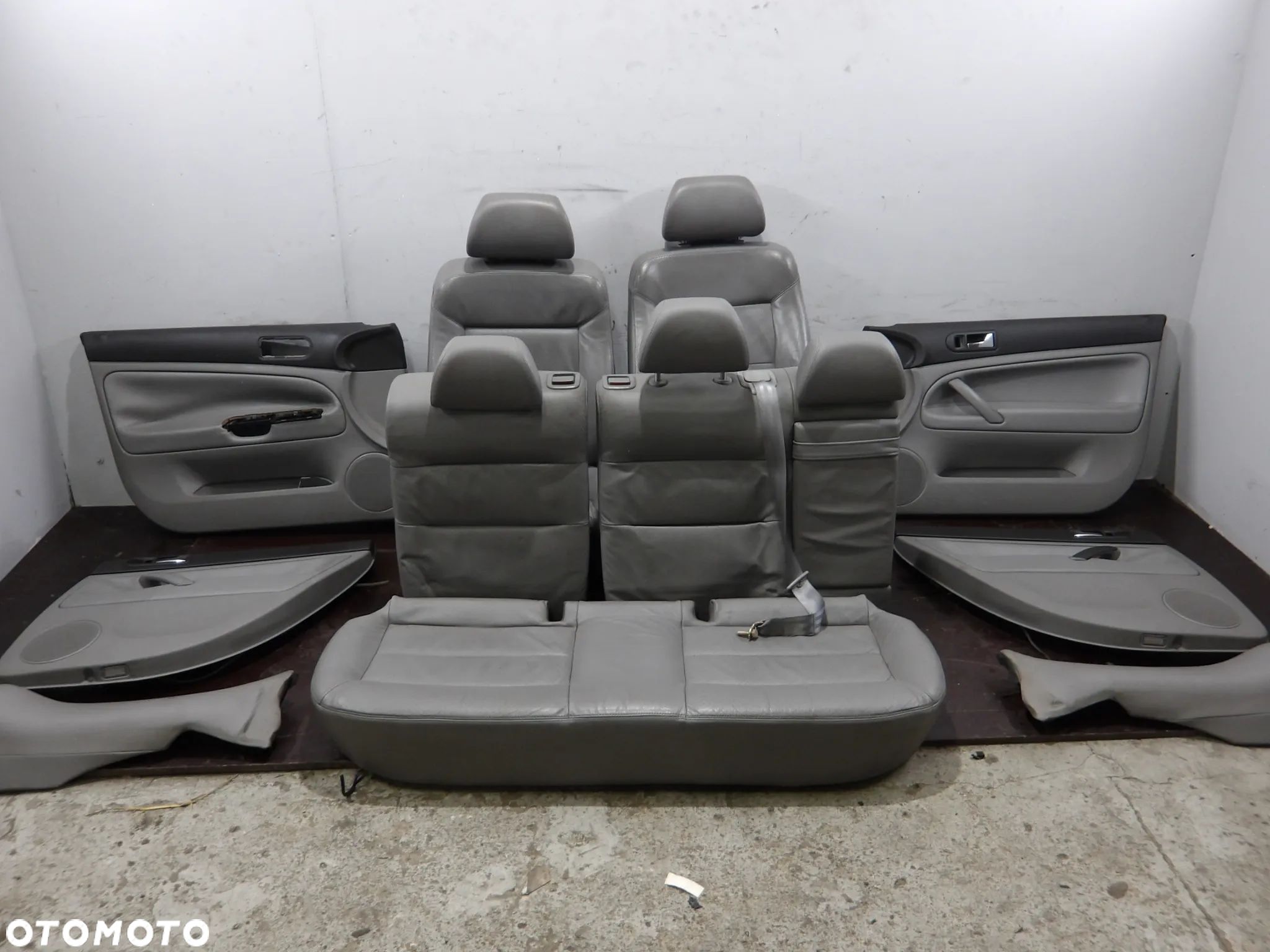 PASSAT B5 FL SEDAN 2.5 TDI 4MOTION FOTELE KANAPA BOCZKI - 1