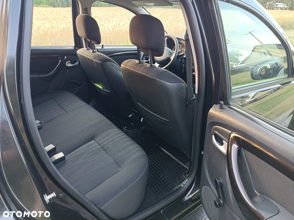 Dacia Duster 1.6 16V 4x4 Laureate - 9