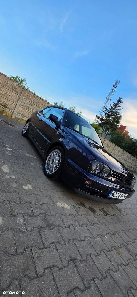 Volkswagen Golf 1.8 - 5