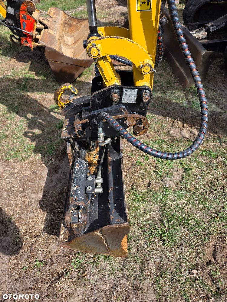 Caterpillar 301.8 - 7