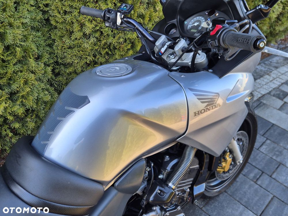 Honda CBF - 17