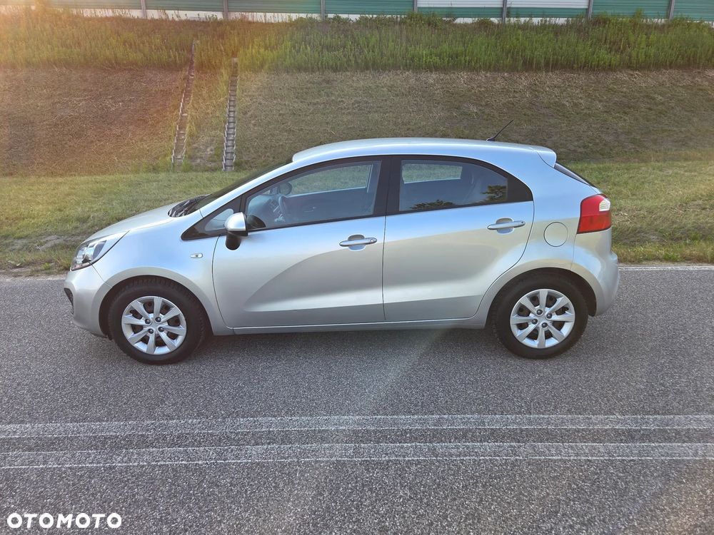 Kia Rio 1.2 Spirit - 4