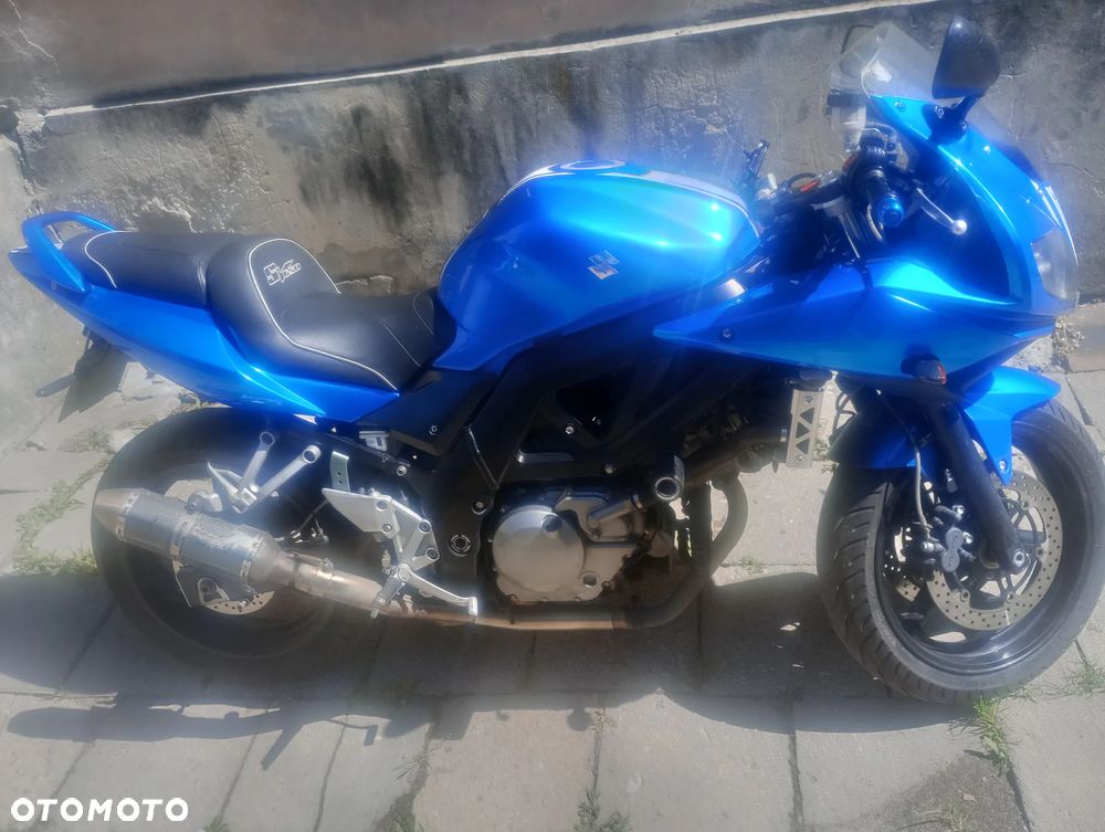 Suzuki SV - 11