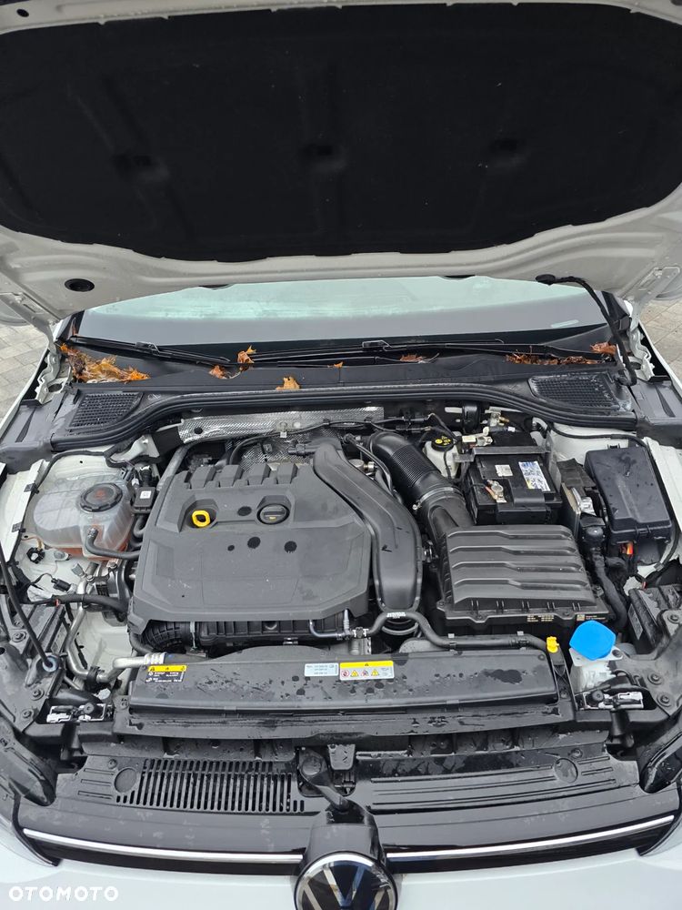 Volkswagen Golf 1.5 eTSI OPF DSG Active - 23