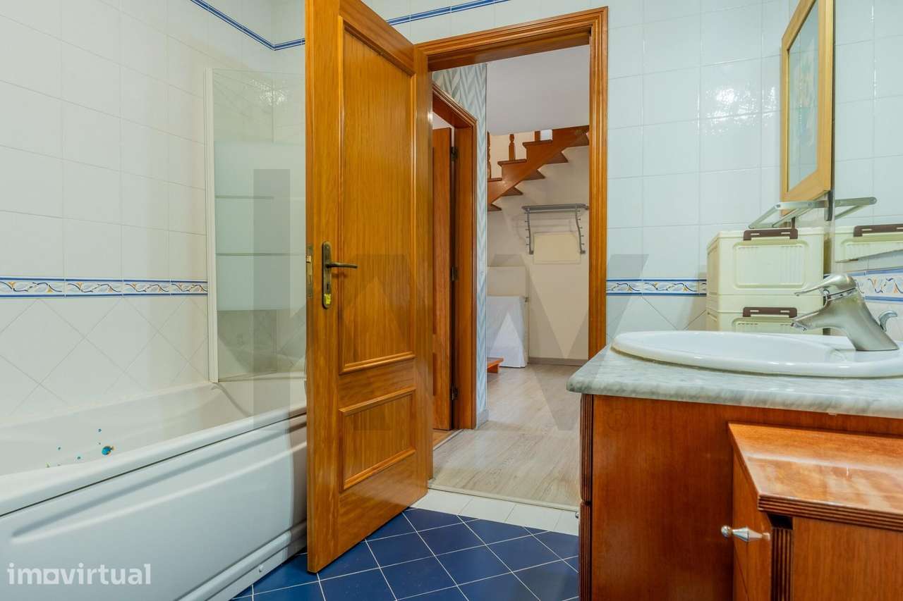 Apartamento T5 Duplex Exclusivo com Vista Deslumbrante para o Palácio - Grande imagem: 3/41