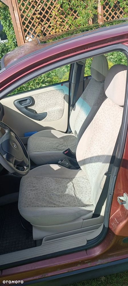 Opel Corsa 1.4 16V Elegance - 8