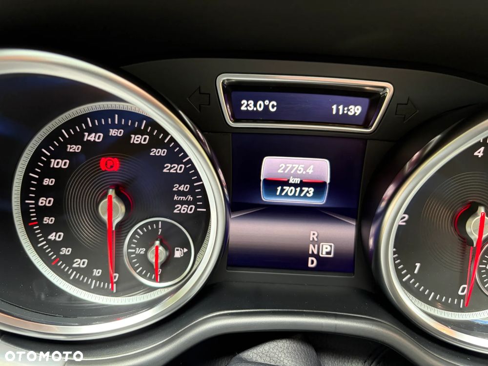 Mercedes-Benz GLE - 10