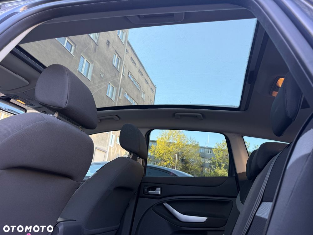 Ford Kuga - 11