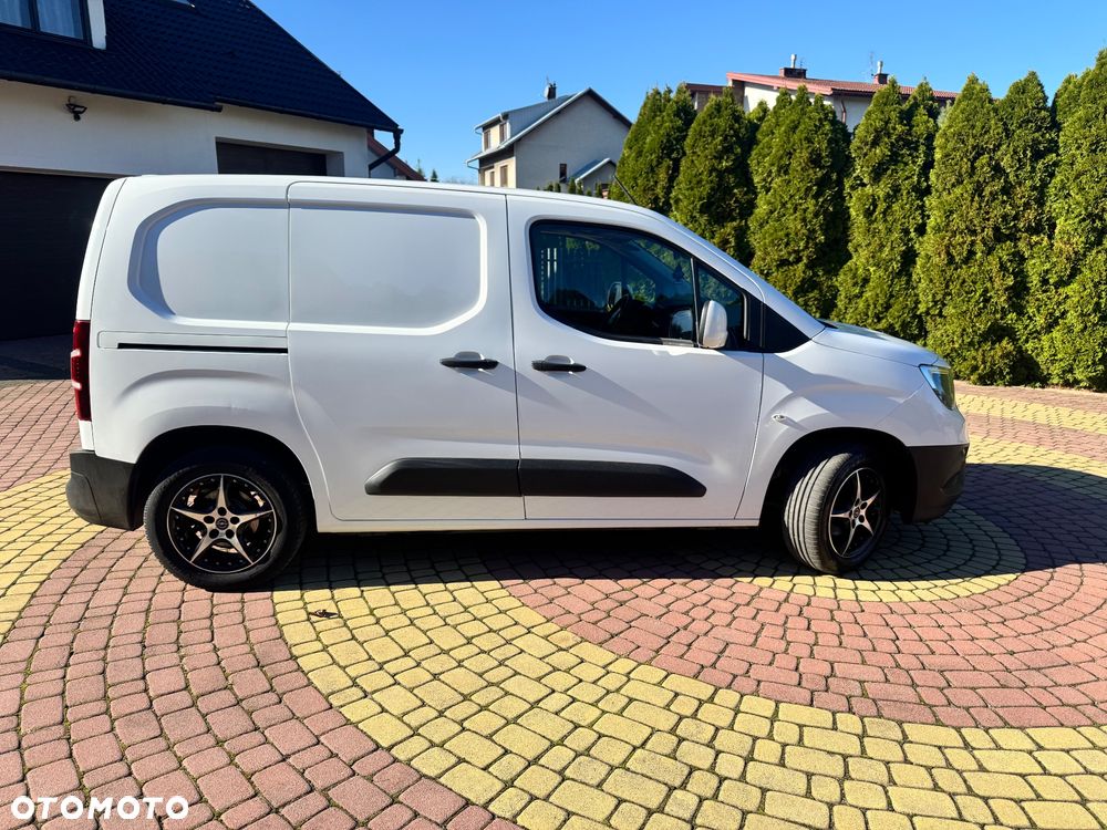 Opel Combo - 9