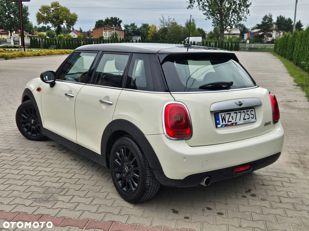 MINI Cooper Standard - 3