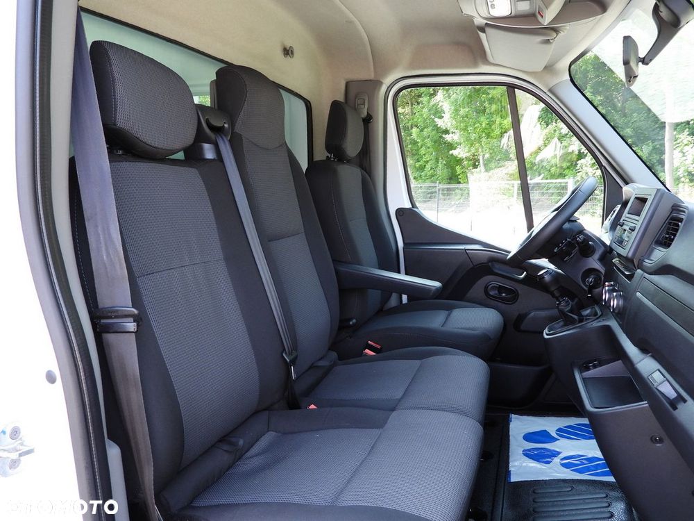 Renault MASTER  KONTENER WINDA 8 PALET TEMPOMAT LEDY KLIMATYZACJA  165KM - 38