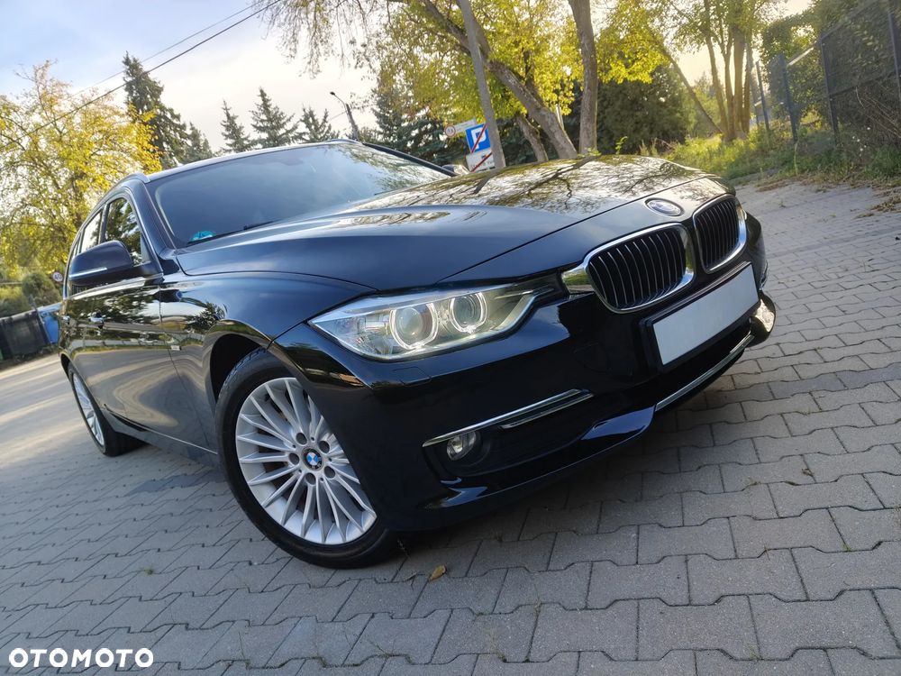 BMW Seria 3 318d Luxury Line - 34