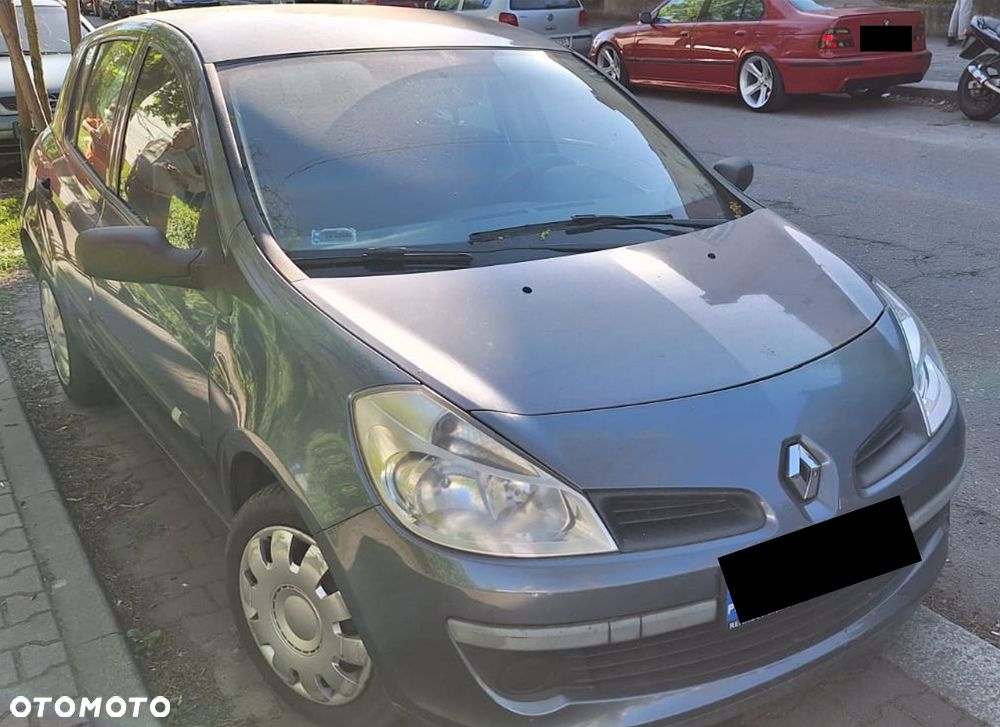 Renault Clio 1.2 16V Authentique - 2