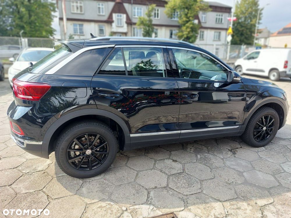 Volkswagen T-Roc - 10