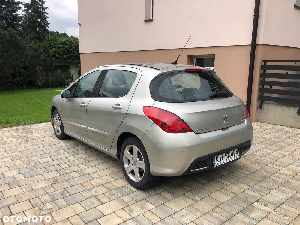 Peugeot 308 1.6 Premium Plus - 3