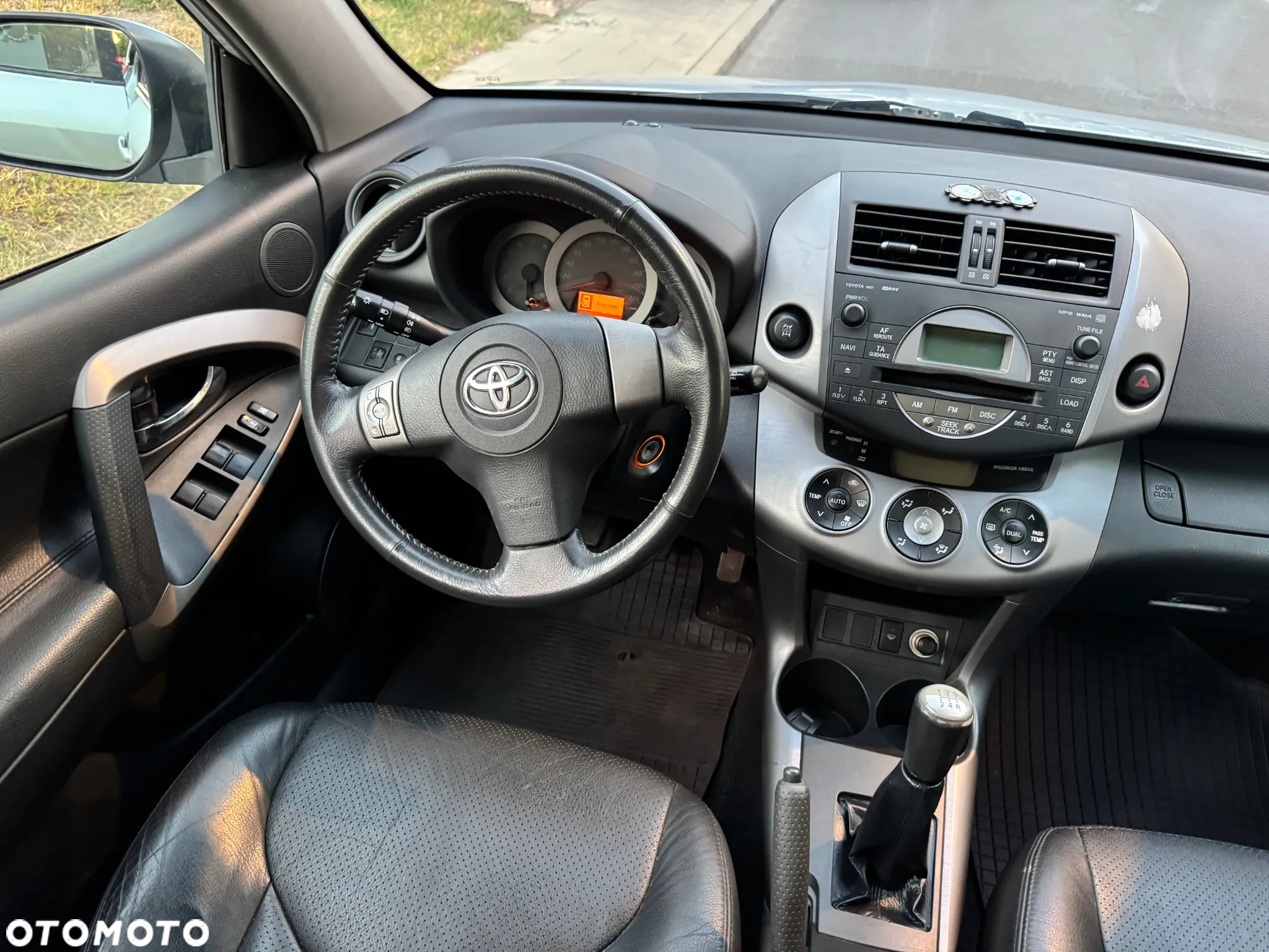 Toyota RAV4 2.0 VVT-i Sol - 21