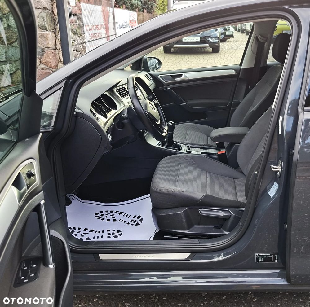 Volkswagen Golf 2.0 BlueTDI Comfortline - 17