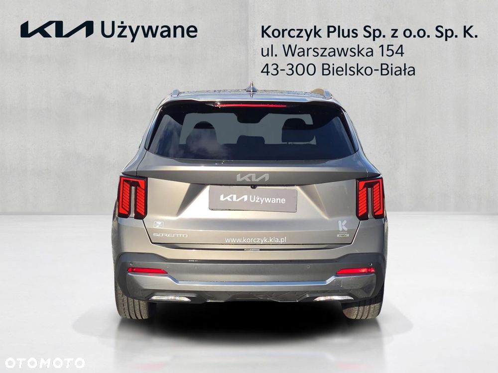 Kia Sorento - 4