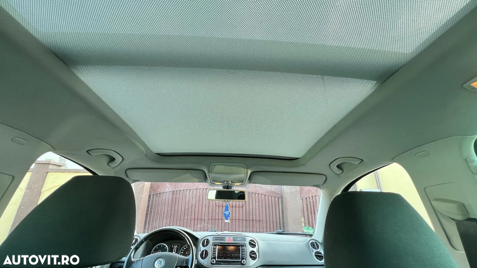 Volkswagen Tiguan 2.0 TDI 4Motion Track & Field - 6
