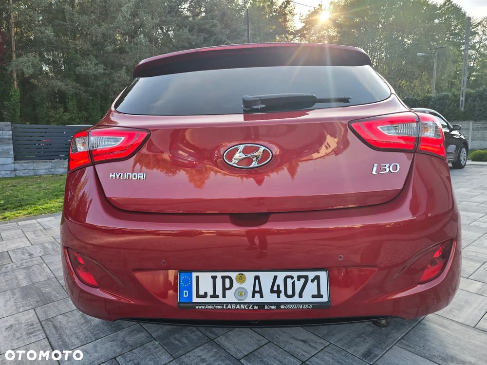 Hyundai i30 blue 1.6 GDI Passion - 18