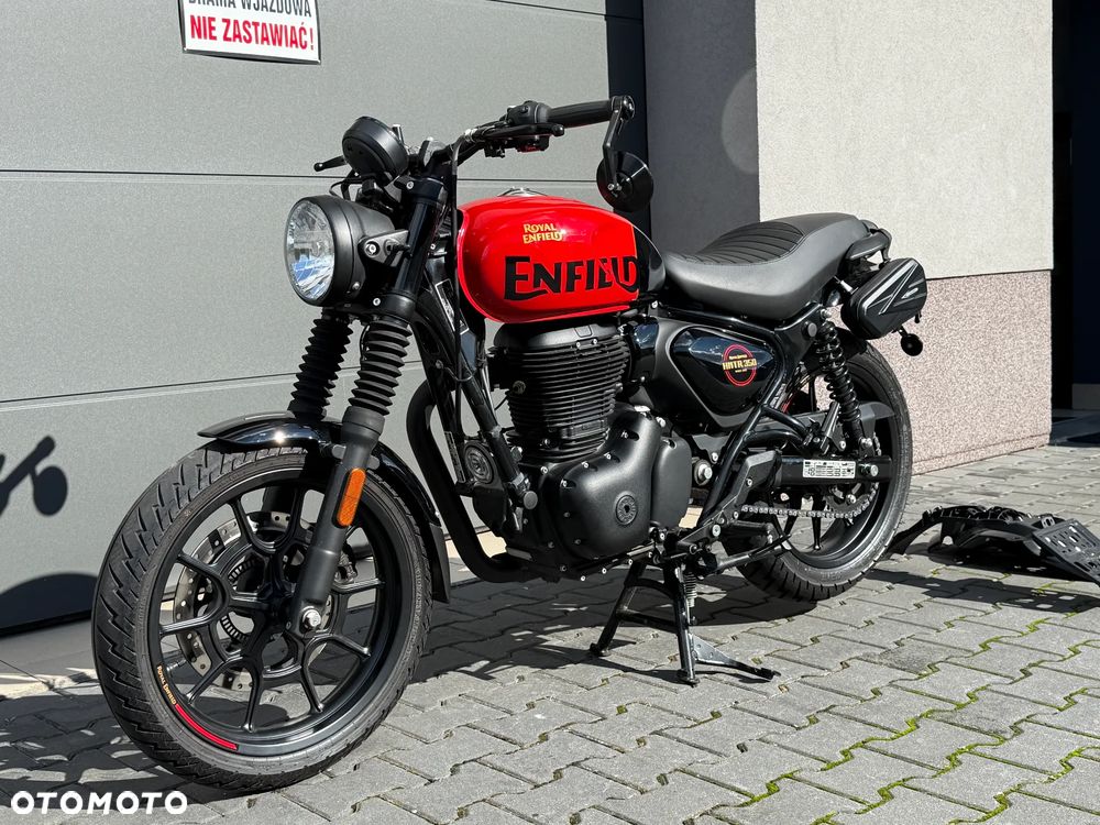 Royal Enfield HNTR