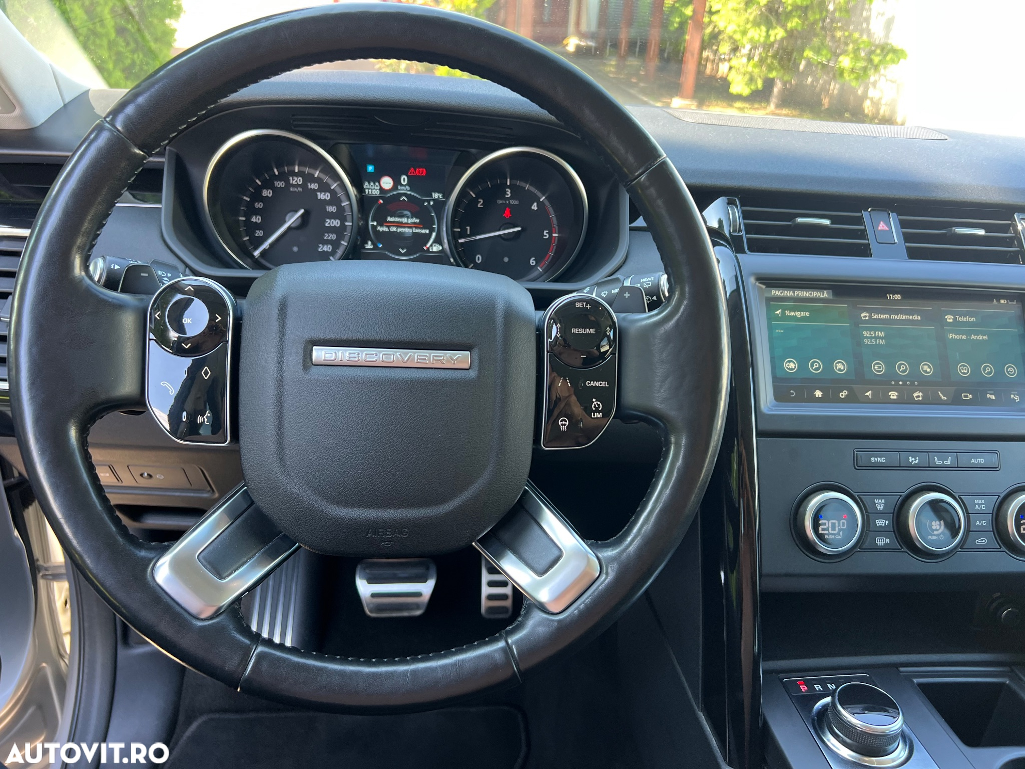 Land Rover Discovery 3.0 L SD6 Landmark Edition - 37