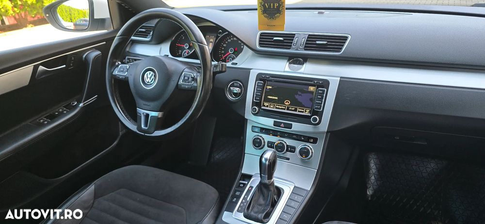 Volkswagen Passat 2.0 TDI 4Motion DSG BlueMotion Tech R-Line - 14