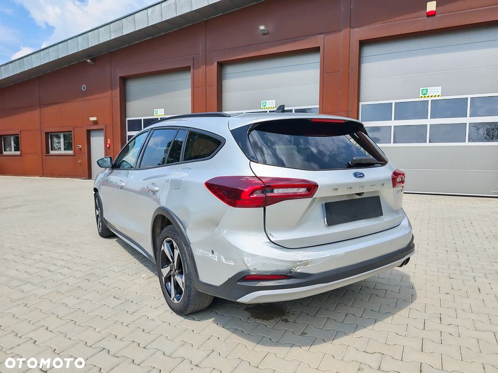 Ford Focus 1.0 EcoBoost Hybrid ACTIVE - 5