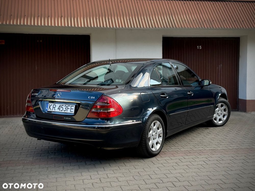 Mercedes-Benz Klasa E - 6