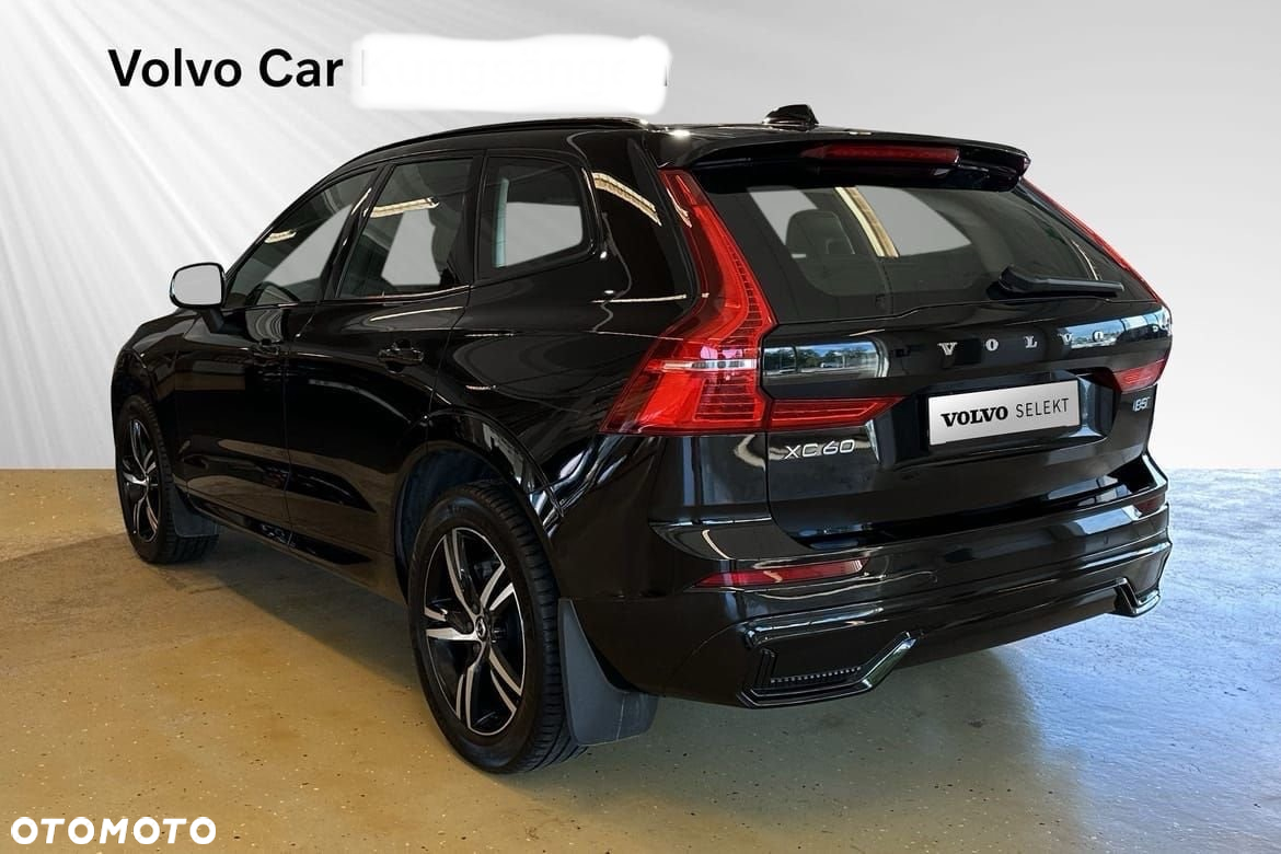 Volvo XC 60 B5 B AWD Ultra Black Edition - 4