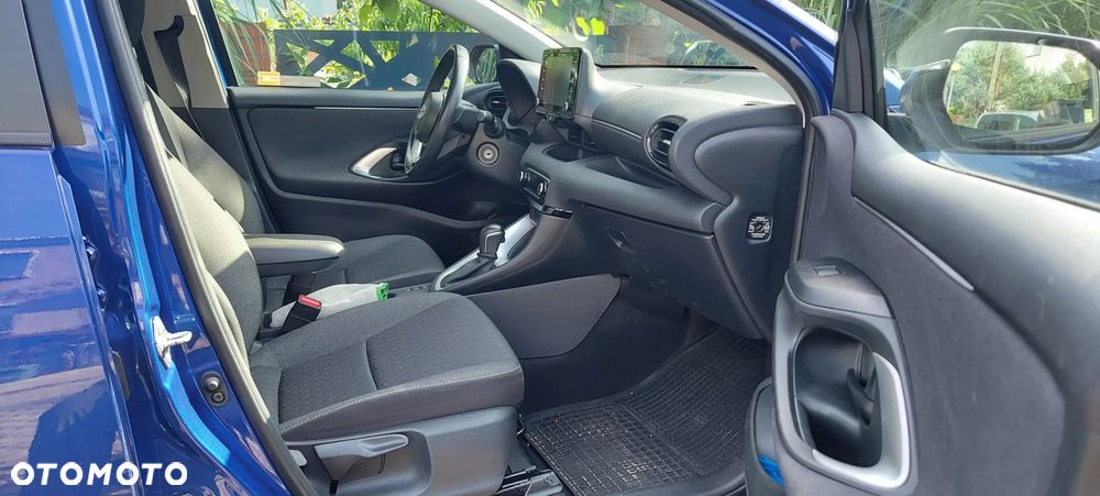 Toyota Yaris - 5