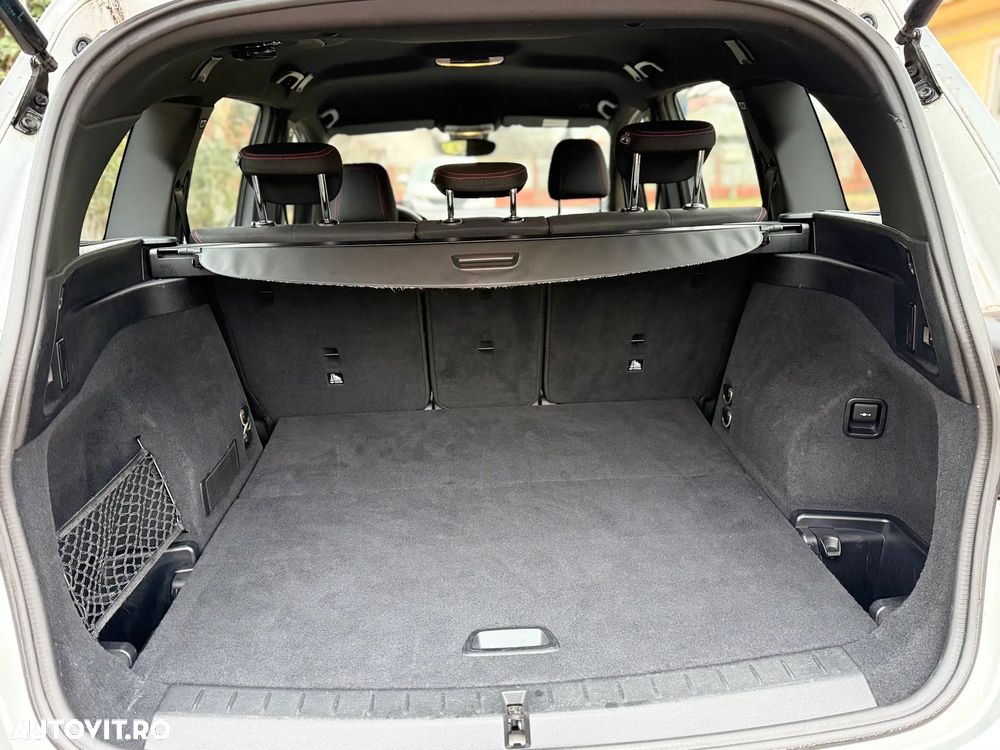 BMW Seria 2 218d - 32