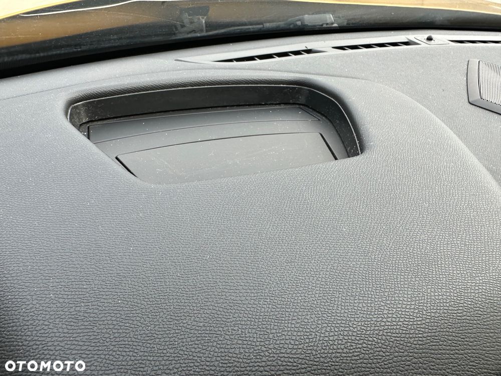 DS Automobiles DS 3 Crossback 1.2 PureTech Performance Line + - 16